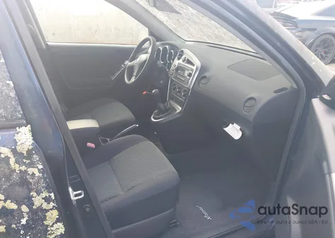 2005 Toyota Matrix Xr from USA, damaged, VIN 2T1KR32E95C389937